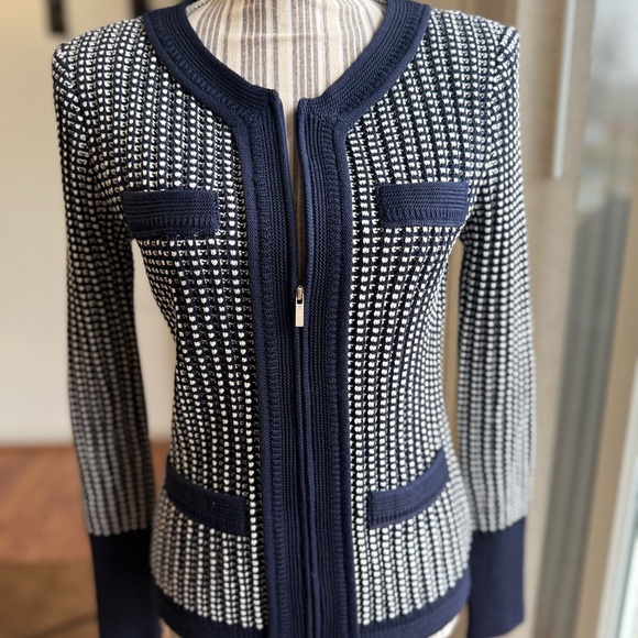 ST. John Jacket - Picture 8 of 12